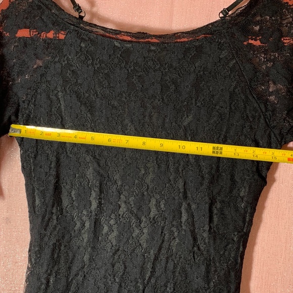 NWT Baluoke Stretch Lace Mini Dress (Juniors) - Picture 2 of 6